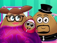 Pou Girl And The Newborn Baby - Pou Games